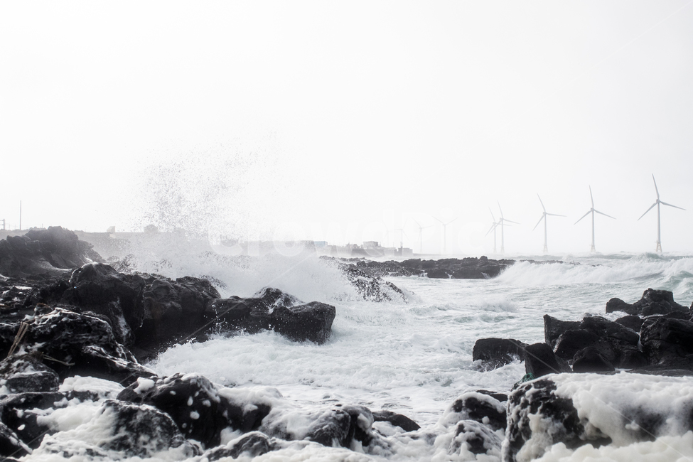 바다,파도,풍력발전기,제주도,바람,제주도,jeju,jeju island,산업,industry,industrial,에너지산업,energy industry,ocean,대양,outdoors,옥외,nature,자연,sea,water,물