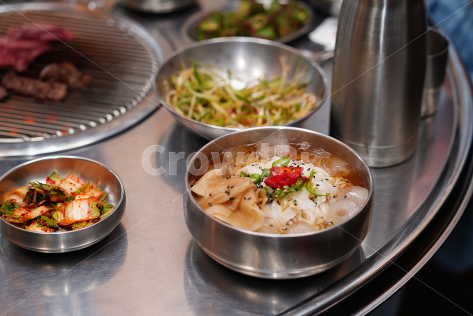 국수,면,대접,먹거리,음식,요리,후식,한식,bowl,식사,food,식품,dish,meal,사발,음식,식재료,요리,food,cook,meal,dishes,food reserves,면류,면요리,noodles,한식,한국음식,한국요리,korean food,korean dishes,korean meal,korean cook