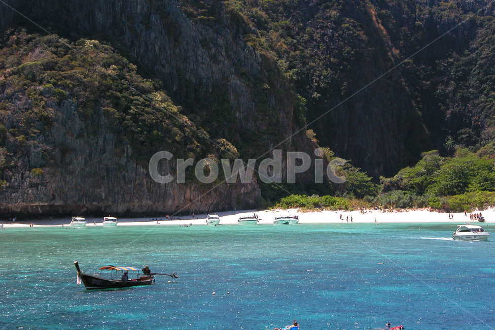 sea,섬,island,ppisland,watercraft,선박,vessel,보트,boat,rowboat,노젓는배,해변,beach,바다,푸른바다,파란바다,blue,bluesea,자연,풍경,nature,landscape