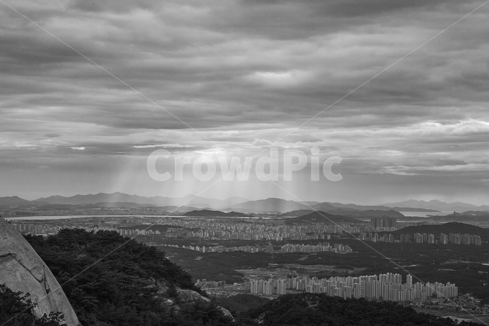 landscape,정상,빛내림,흑백,black,마을,등산,산행,비개인오후,북한산