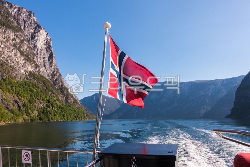 피오르드,노르웨이,fjord,norway,자연,산,mountain,mountainrange,산맥