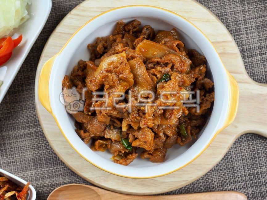 Pork dishes,Stirfried pork,Bulgogi,sidedish,vegetable,side dish,Gochujang Bulgogi,Korean food,cooking,spicy food,Pork Bulgogi,koreanfood,porkbulgogi,beefstirfry,Korean,food,bulgogi,porkdishes,roastpork,meat,spicyfood,gochujangbulgogi