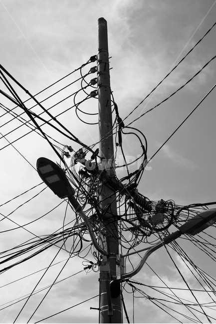 전신주,흑백,감성,빈티지,모노크롬,흑백,모노톤,monochrome,black and white,산업,industry,industrial,에너지산업,energy industry,utility pole