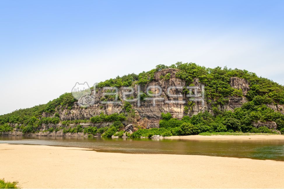 부용대,절벽,낙동강,안동하회마을,하회마을,풍경,강,나무,실외,안동,하천,관광지,모래사장,경치,자연,물,낭떠러지