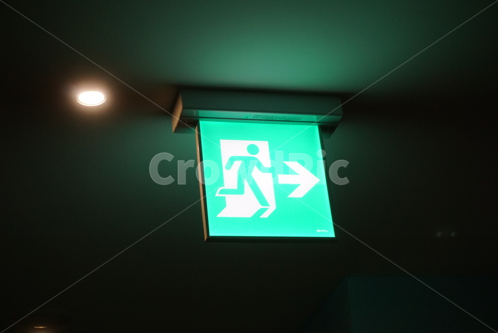 lighting,조명,비상탈출,green,초록