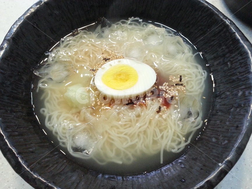 계란,김,깨,아침식사,점심식사,저녁식사,사발,bowl,food,음식,egg,pasta,파스타,noodle,국수,meal,식사,dish,요리