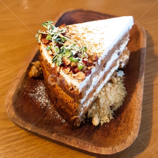 케이크,빵,음식,요리,당근케이크,나무,food,cake,음식,식재료,요리,food,cook,meal,dishes,food reserves,빵,bread