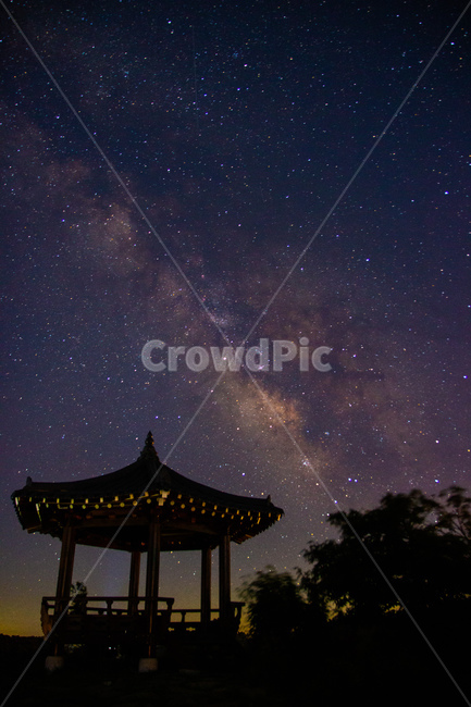 은하수,미리내,별,안반데기,star,milkyway,galaxy,대관령,야경,밤,풍경,nightscape,night,landscape,한국전통,한국문화,korean traditional,korean culture,건축물,건물외관,exterior,building,structure,architecture,construction,nature,자연,outdoors,옥외