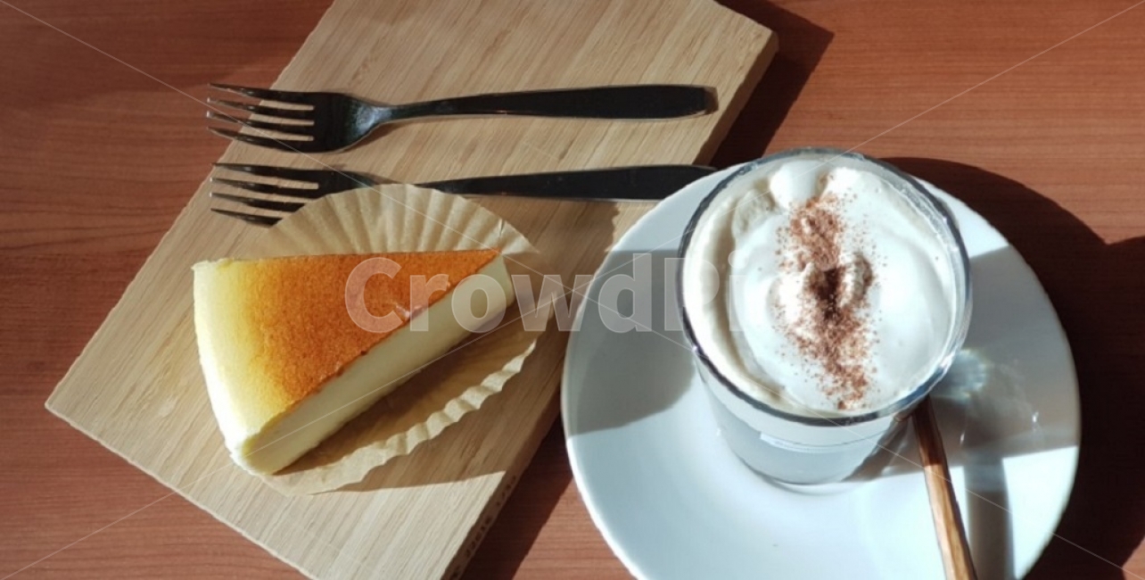 치즈케익,비엔나커피,디저트,카페,감수성,빵,bread,디저트,간식,후식,dessert,snack,커피,카페,coffee,cafe