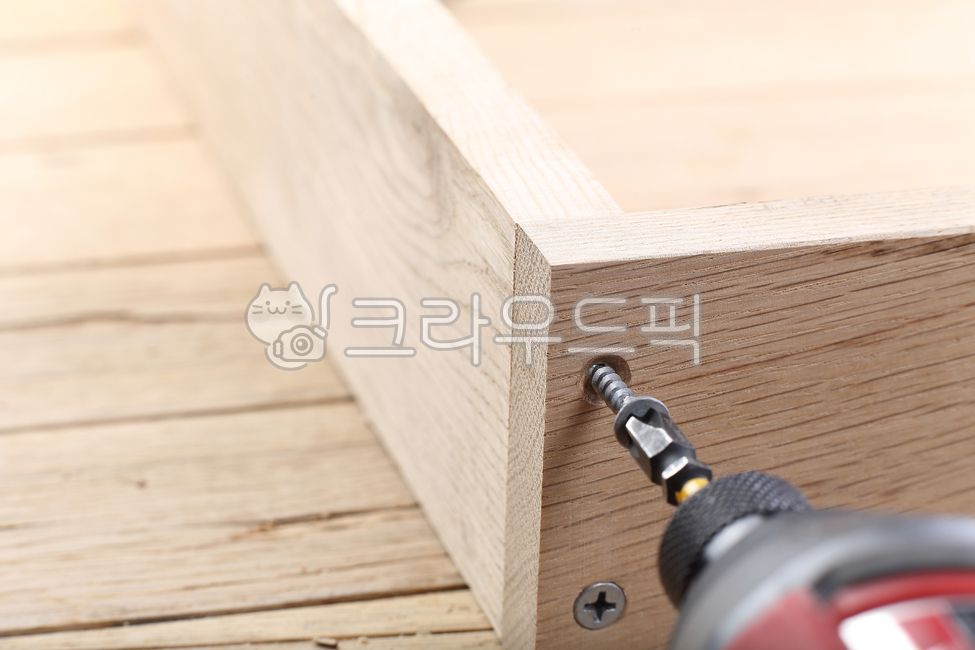 임팩트드릴,오크,나무프레임,합판,diy,원목,나무,나무상자,plywood,wood,목재,목공피스,오크월넛,취미,취목,목수,나사,피스,클램프,만들기,작업,공방,공예