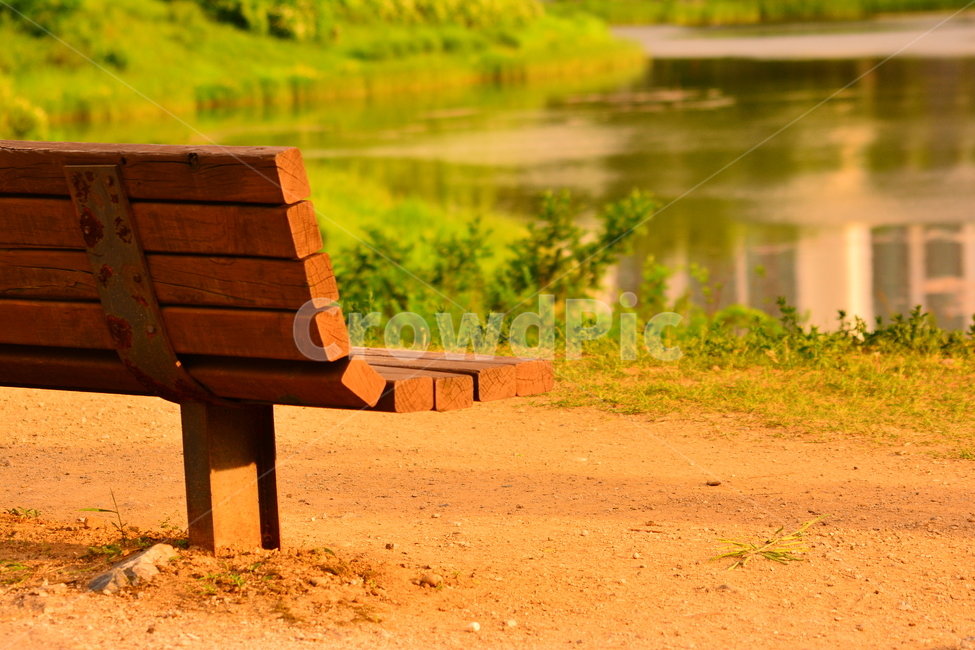 벤치,의자,나무의자,쉼터,휴식,빈자리,relaxation,rest,쉼,쉬어가는곳,힐링,여유,명상,산책,bench,leisure,sit,chair,풍경,앉다,자리,편안한,석양,늦은오후,호숫가,healing,휴식,힐링,rest,relaxation,healing