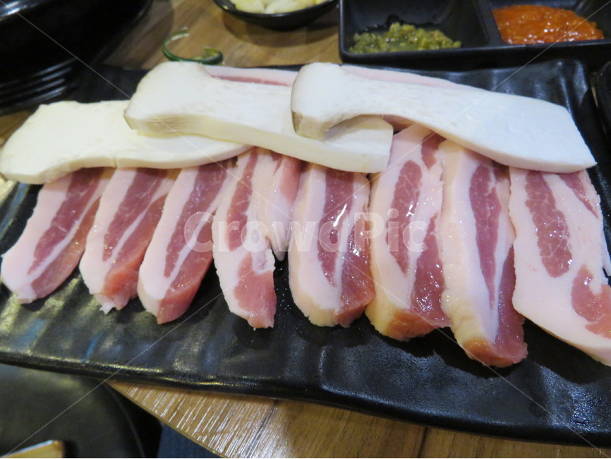 삼겹살,한국음식,저녁식사,음식,돼지고기,음식,식재료,요리,food,cook,meal,dishes,food reserves,육류,고기,meat
