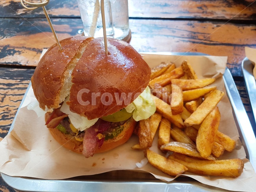 햄버거,감자튀김,수제햄버거,hambuger,패스트푸드,음식,식재료,요리,food,cook,meal,dishes,food reserves,양식,서양음식,서양요리,western food,western dishes,western meal,western cook