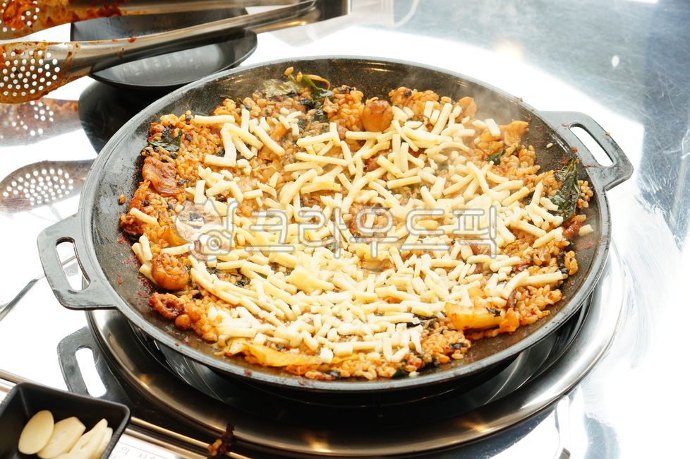 쭈꾸미,치즈볶음밥,볶음밥,직화,불맛,쭈꾸미볶음,낙지,dish,food,meal,식사