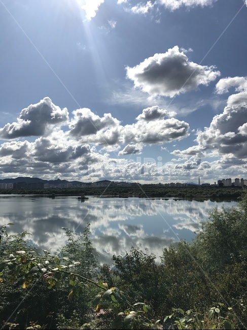 팔당댐,구름,호수,풍경,반사,자연,풍경,nature,landscape,weather,날씨,outdoors,옥외,cloud,sky,하늘,cumulus,적운