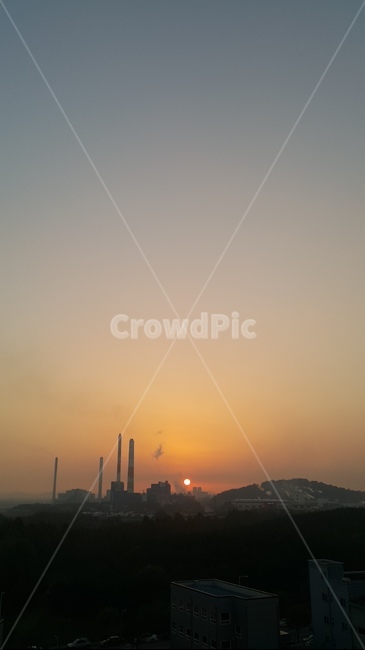 노을,하늘,구름,파랑,태양,sunset,sky,cloud,blue,sun,자연,풍경,nature,landscape,building,건물