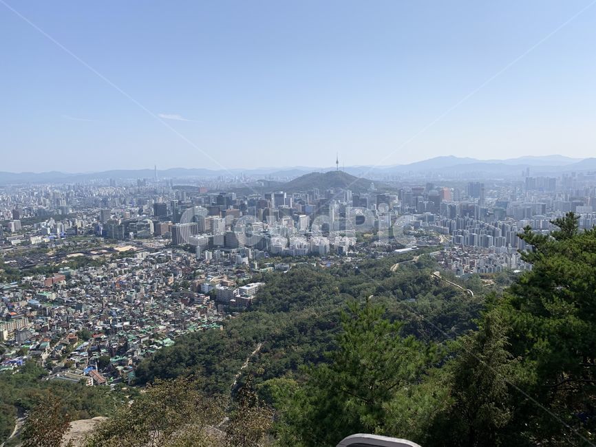 nature,자연,outdoors,옥외,countryside,hill,언덕,인왕산,mountain,landscape,경치,scenery,풍경,도시,풍경,city,landscape,한국도시풍경,한국도시경관,korea cityscape