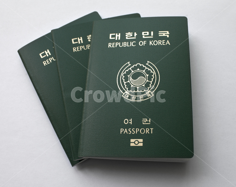 여권,한국여권,passport,대한민국여권,id,사물,물건,business,card,citizen,emigration,identification,identity,international,korea,pass,republicofkorea,security,한국,대한민국,클로즈업,탑앵글,탑뷰,탑,흰배경,쌓기,여행,휴가,traveling,vacation,trip