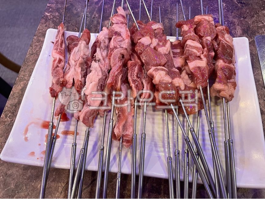 mutton,lamb skewers,lamb,meat,raw meat,food