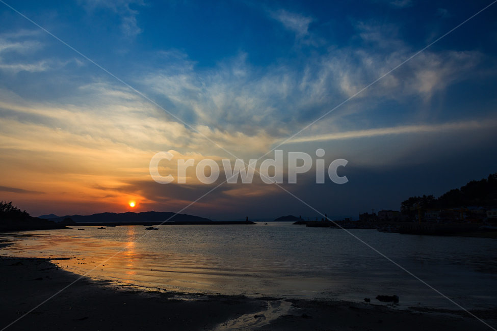 바닷가,일몰,노을,바다,청산도,자연,풍경,nature,landscape,outdoors,옥외,sunset,red sky,붉은 하늘,sky,하늘,dusk,황혼,dawn,새벽,sunlight,햇빛