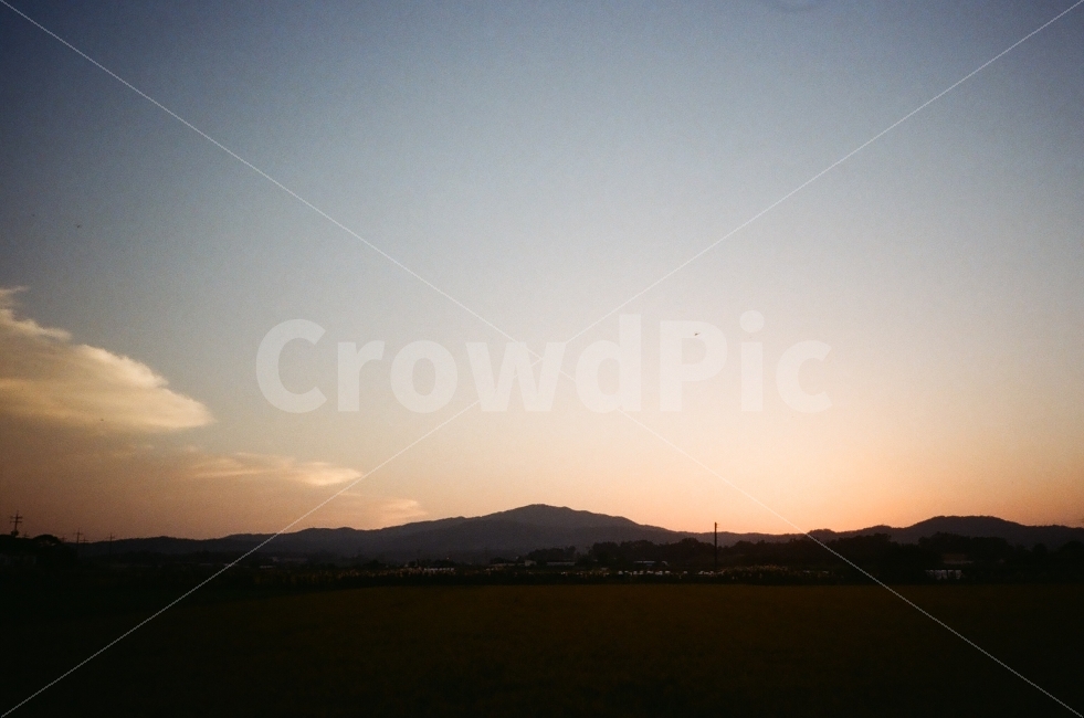 필름사진,필름,노을,하늘,가을,산,자연,자연,풍경,nature,landscape,실루엣,그림자,silhouette,shadow,outdoors,옥외