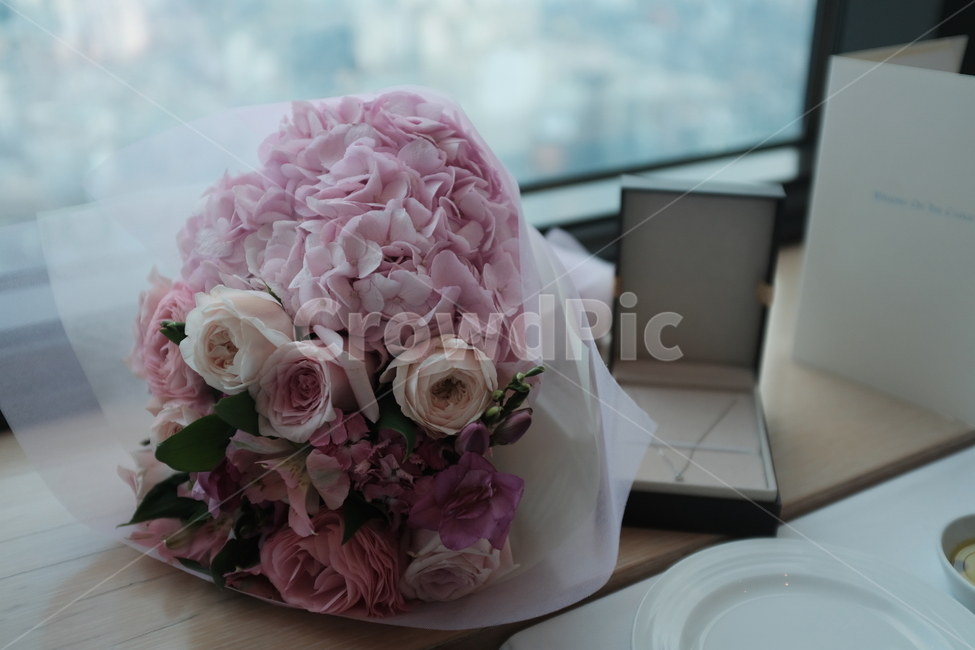 꽃,flowers,프로포즈,propose,목걸이,기념일,축하,anniversary,congratulation,celebrate,celebration