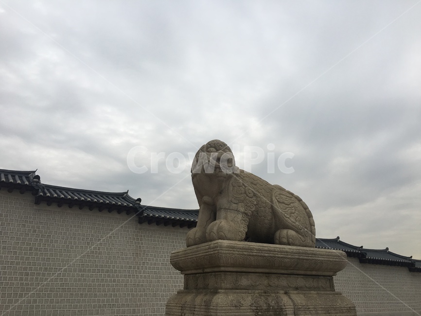경복궁,서울,해태,xiezhi,문화유산,전통,한국,traditional,korea,haetae,seoul,palace,gyeongbokgung,culture,heritage,조각상,동상,석상,조형물,statue,bronze statue,stone statue