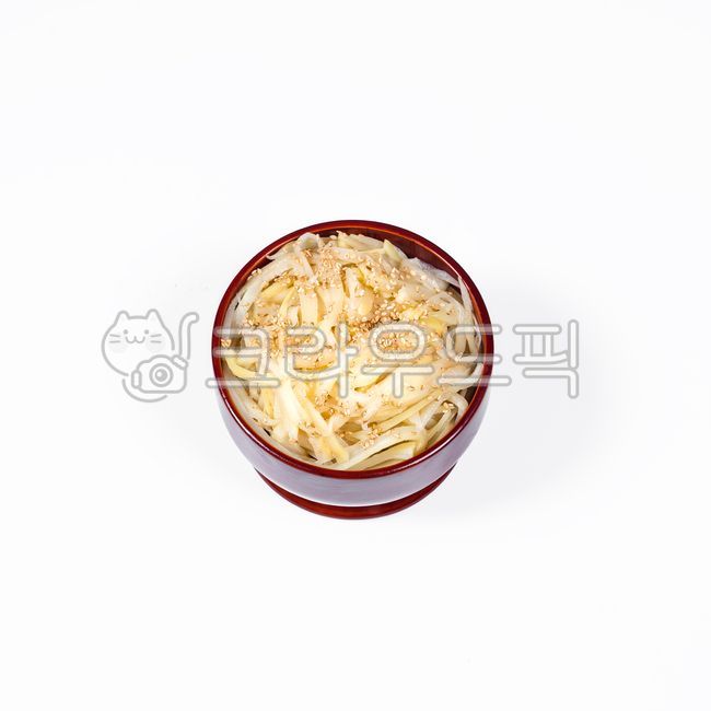 도라지나물,나물,도라지,제사상,설날,추석,차례상,한식,한국전통,제사,차례,설날음식,추석음식,명절음식,명절,꽂감,한가위,한가위음식,음식,식재료,요리,food,cook,meal,dishes,food reserves