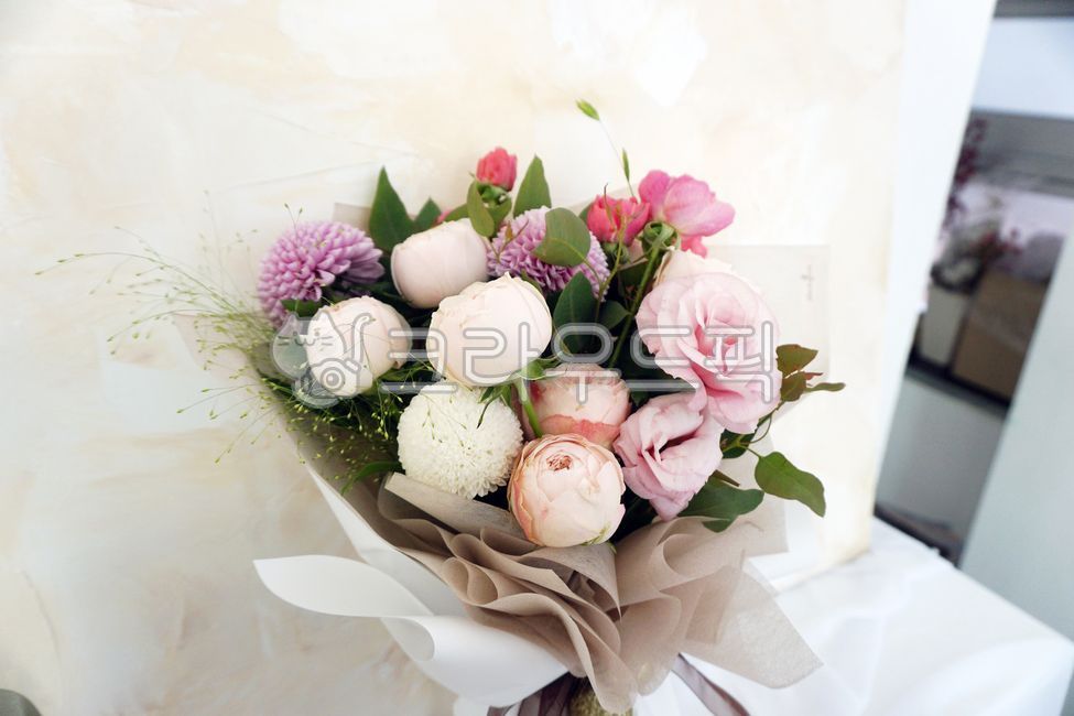 꽃,꽃다발,분홍색꽃,장미꽃,장미,말린장미,말린꽃,bouquet,bunchofflowers,realflowers,swag,rose,rosebud,driedflowers