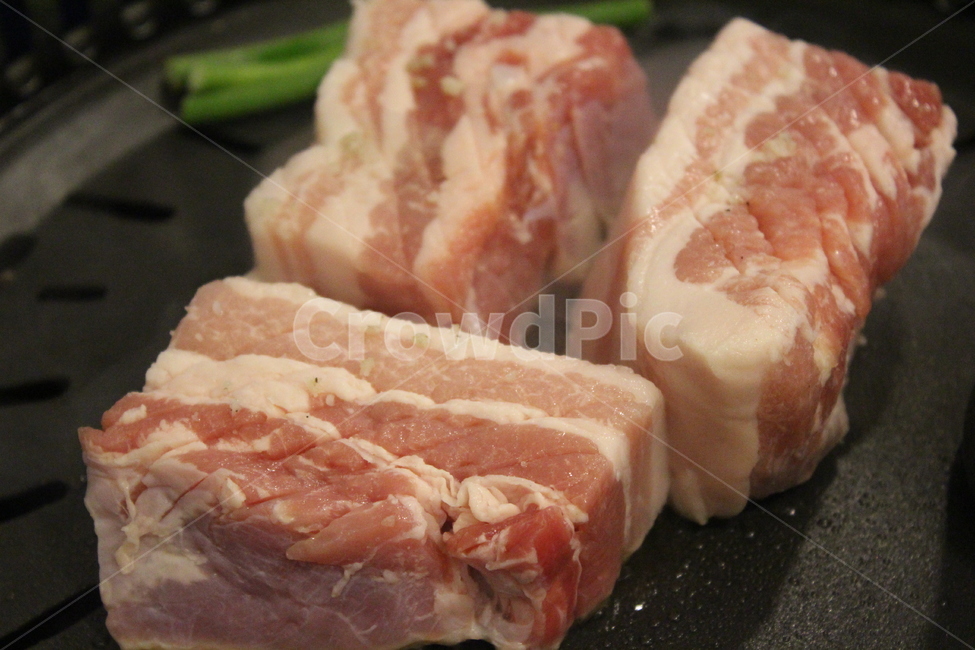 고기,돼지고기,삼겹살,회식,음식,음식,식재료,요리,food,cook,meal,dishes,food reserves,육류,고기,meat