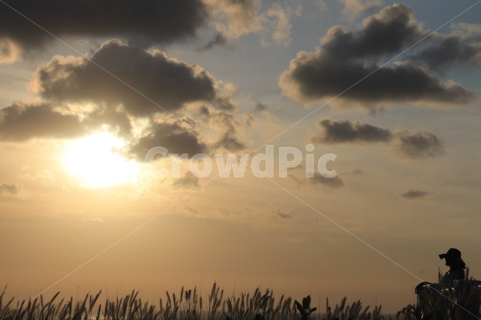 인도네시아,발리,쿠부,쿠부해변,쿠부비치,석양,일몰,황혼,indonesia,bali,balisunset,beachsunset,sunset,실루엣,silhouette,dusk,twilight,sea,ocean,sky,redsky,하늘,붉은하늘,자연,nature,sunlight,햇빛,자연,풍경,nature,landscape,실루엣,그림자,silhouette,shadow,light,빛,flare,플레어,outdoors,옥외