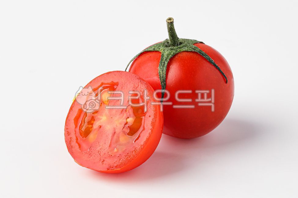 smalltomato,mini tomatoes,Cherry tomato,cherrytomato,minitomato,tomato,vegetable,food,babytomato,small tomatoes