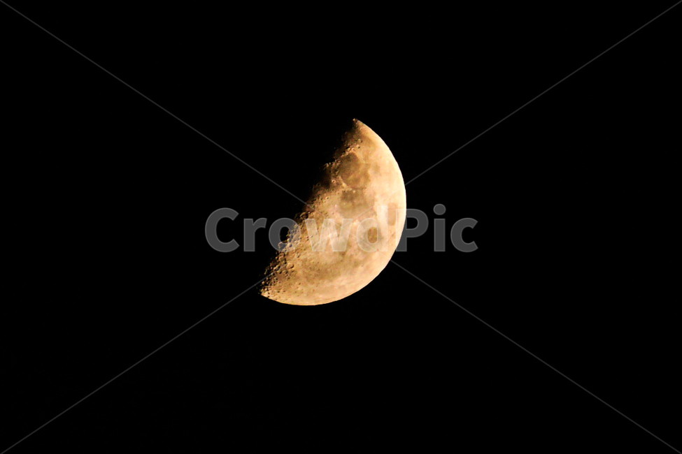 달,야경,하늘,풍경,moon,air,sky,light,night,반달,lightngith,야경,밤,풍경,nightscape,night,landscape,outdoors,옥외,astronomy,천문학,outer space,대기권 밖,universe,우주,nature,자연