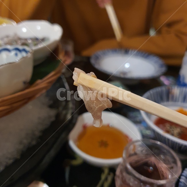 음식,산낙지,해산물,낙지,낙지탕탕이