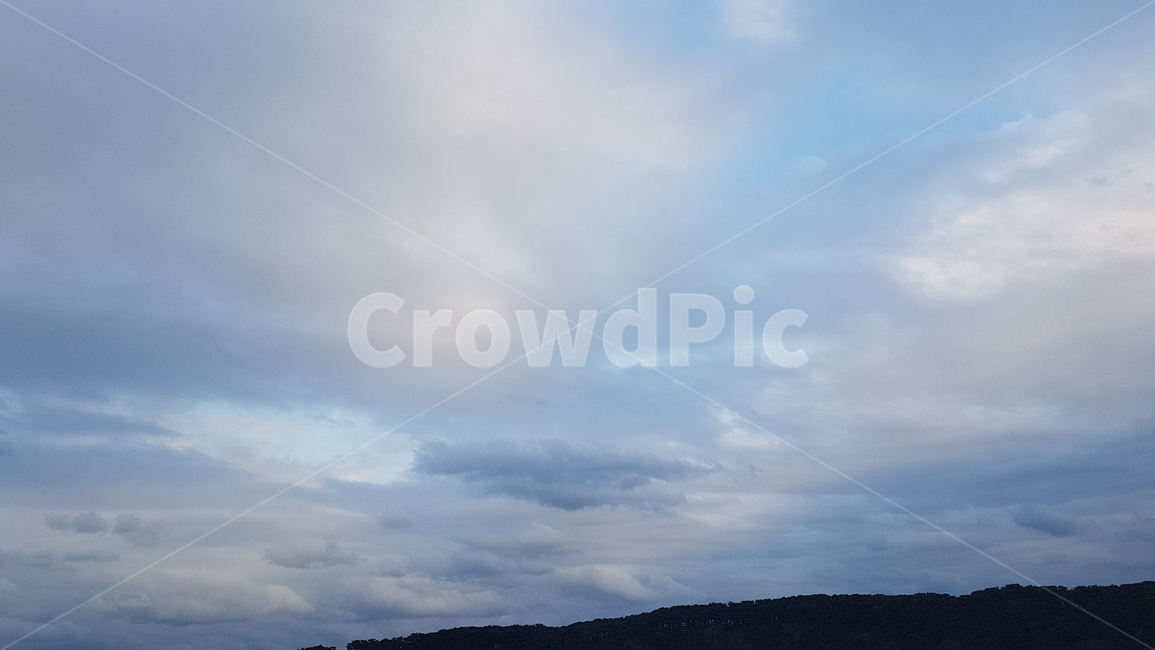 하늘,구름,이쁜구름,낮은구름,cloud