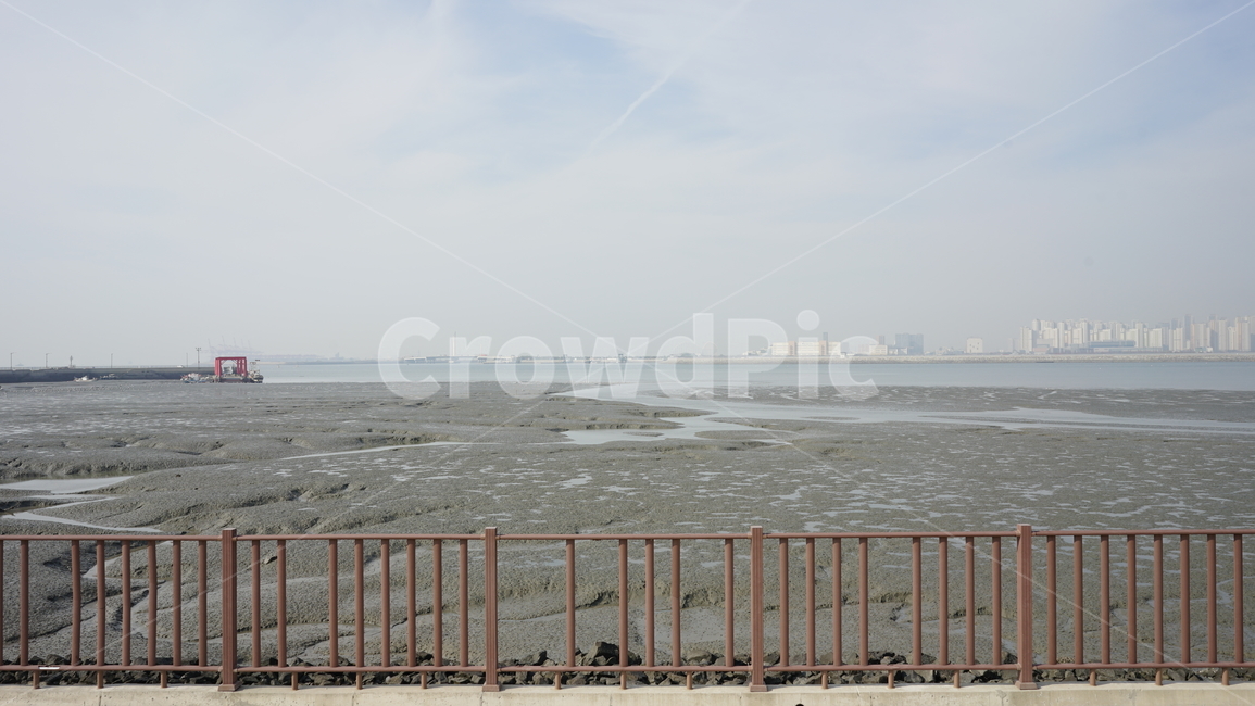 바다,갯벌,하늘,오이도,구름,자연,풍경,nature,landscape,한국자연풍경,한국자연경관,korea nature landscape,railing,난간,handrail,banister