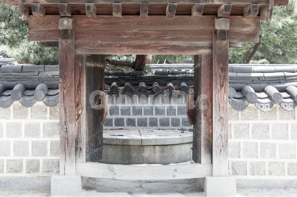 한옥마을,고택,문화유산,기와,돌담,전통가옥,한국전통,한국문화,korean traditional,korean culture,건축물,건물외관,exterior,building,structure,architecture,construction