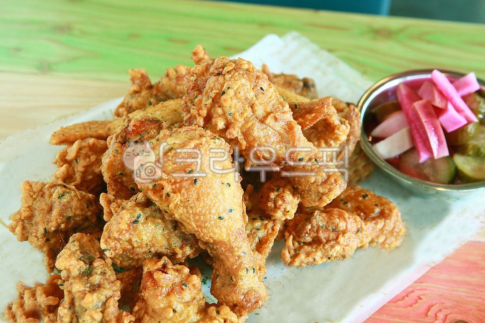 seasoning,chicken,Chicken dishes,fried food,concept,ingredients,friedfood,cooking,seasonedchicken,chickenlegs,wholechicken,close up,food ingredients,food,meat,chicken leg,fastfood,fried chicken