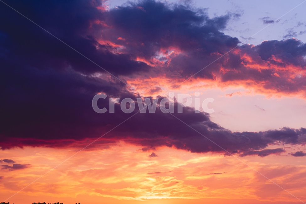 cloud,sky,dark clouds,sunset,pastel tone,Lots of clouds,dreamy,orange sky,evening sky