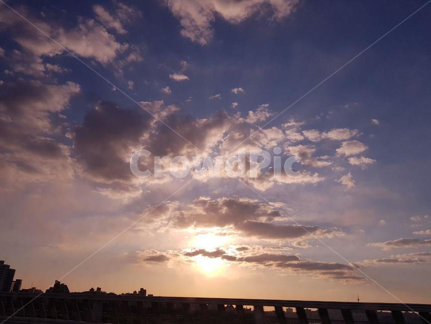 nature,자연,outdoors,옥외,sunlight,햇빛,sky,하늘,light,빛,플레어,flare,야외,구름,해,태양