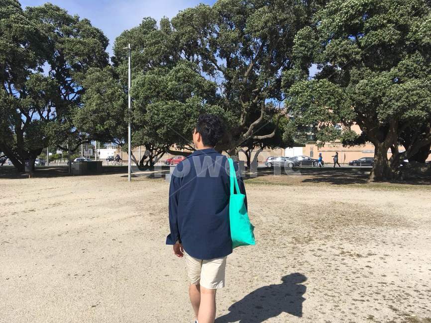 뒷모습,사람뒷모습,남자뒷모습,모래,사람,남성,남자,사람,인물,인간,human,person,남성,남자,man,male
