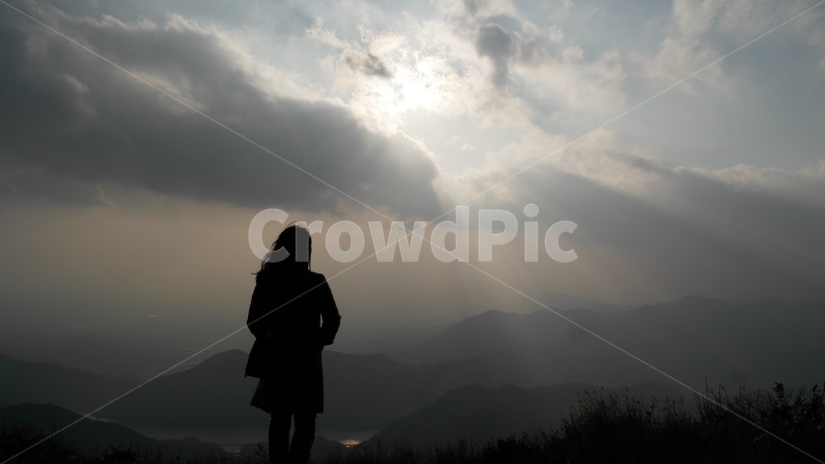 산정상,노을,인물,역광,틴들,인물실루엣,사람실루엣,character silhouette,human silhouette,light,빛,flare,플레어,sunlight,햇빛,nature,자연