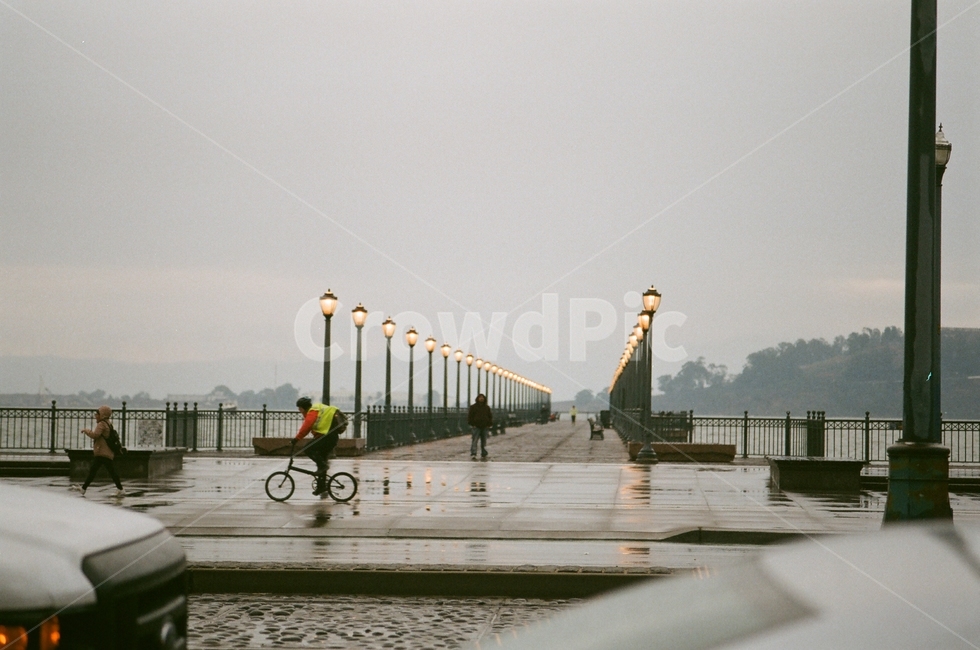 미국,샌프란시스코,도시,필름,빈티지,도시풍경,피어,도시,풍경,city,landscape,해외,외국,세계,foreign,oversea,world,세계도시풍경,해외도시풍경,외국도시풍경,world cityscape,사람들,대중,군중,other people,crowd,bicycle,자전거,bike,vehicle,차량,transportation,교통,machine,기계,wheel,바퀴