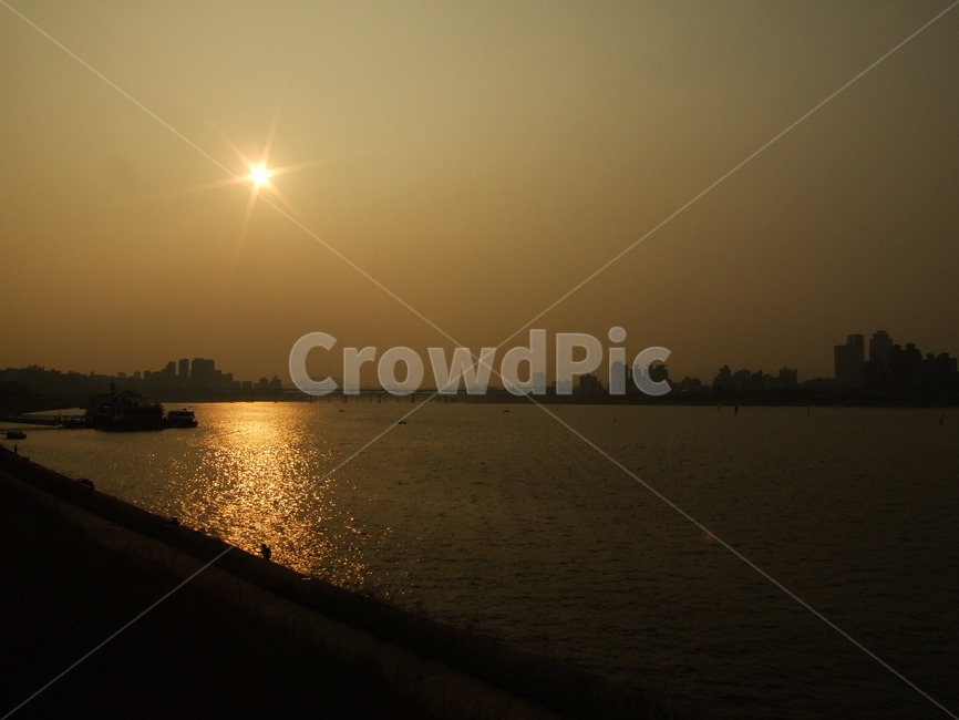 한강,한강변,하늘,한강풍경,강,도시,풍경,city,landscape,한국도시풍경,한국도시경관,korea cityscape,flare,플레어,light,빛,sunlight,햇빛