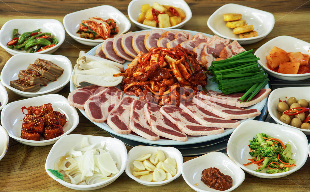 오리구이,오리양념구이,오리불고기,오리,부추,구워먹는음식,음식,식재료,요리,food,cook,meal,dishes,food reserves,한식,한국음식,한국요리,korean food,korean dishes,korean meal,korean cook