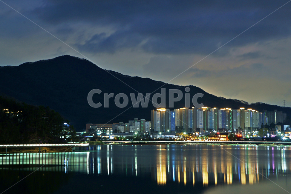 백운호수,의왕,탐방로,호수,아파트,야경,반영,조명,백운산,야경,밤,풍경,nightscape,night,landscape,도시,city,한국도시풍경,한국도시경관,korea cityscape,water,물