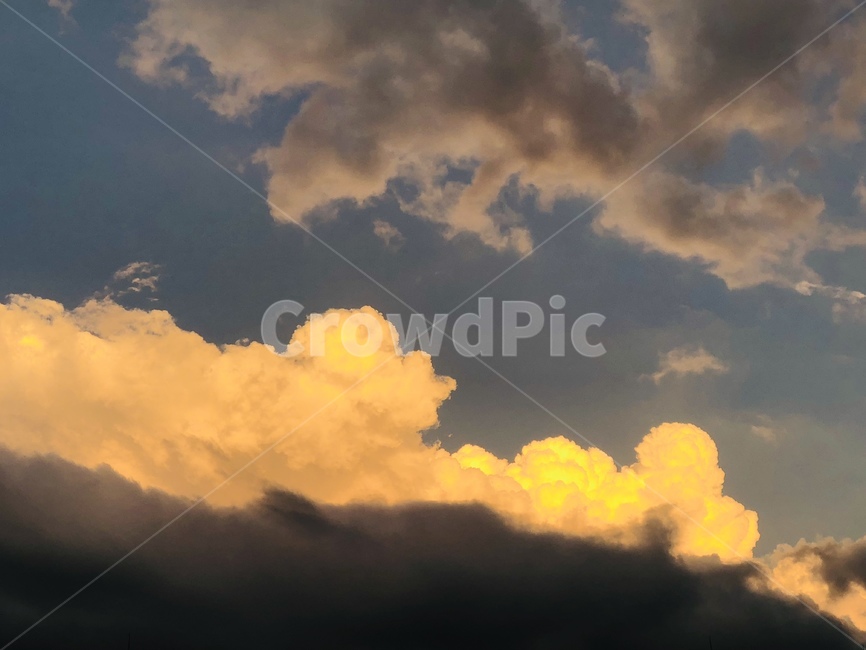 황금,구름,근두운,이쁜하늘,배경화면,자연,풍경,nature,landscape,weather,날씨,cumulus,적운,outdoors,옥외,cloud,sky,하늘
