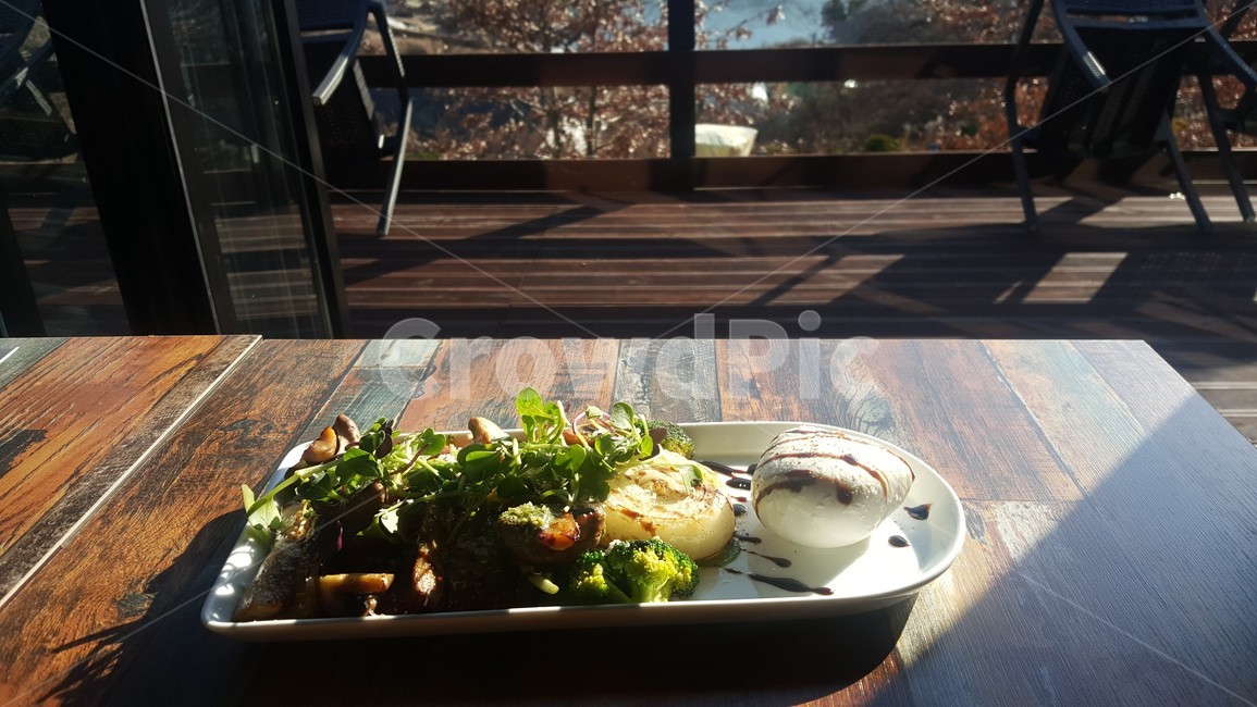 음식,샐러드,카페,풍경,분위기,음식,식재료,요리,food,cook,meal,dishes,food reserves