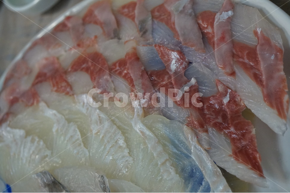 회,광어회,우럭,도다리,단백질,건강,다이어트,활어,물고기,fish,슬라이스,자르다,차리다,셋팅,set,정갈한,정리된,먹는,질감,투명,생선회,생선,바다,바닷가,먹다,스시,맛집,광어,맛있다,맛있는,cook,meal,dishes,수산물,해산물,fisheryproducts,seafood,날것,생것,싱싱한,신선한,참치,와사비,요리,모듬회,회모듬,음식,food,식재료,음식,식재료,요리,food,cook,meal,dishes,food reserves,수산물,해산물,fishery products,seafood