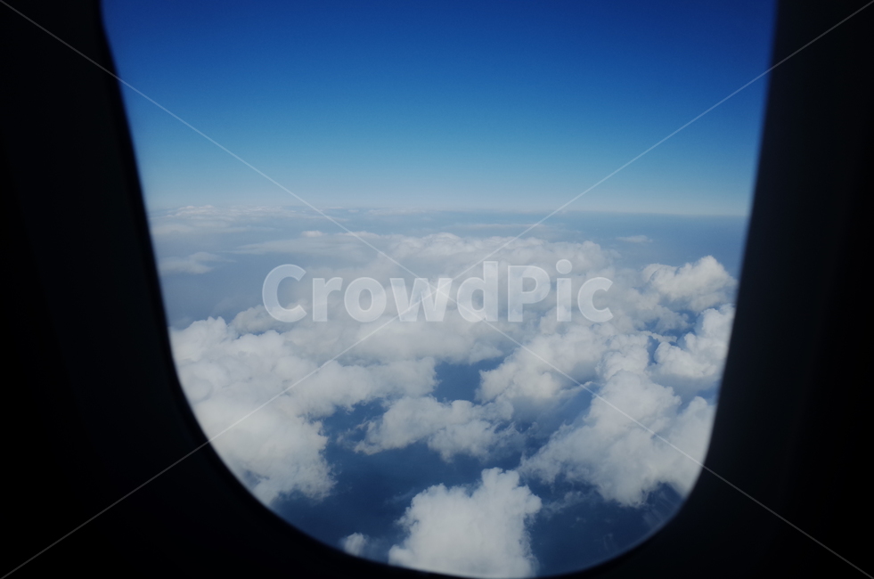 window,창문,비행기,구름,하늘,수평선,배경,경치,바다,파란하늘,bluesky